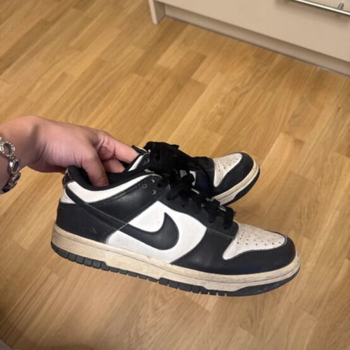 Nike Dunk Panda sneakers used, size 37.5, black and white