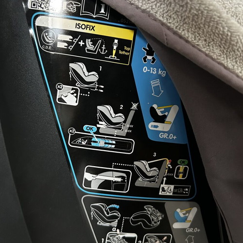 Maxi-Cosi MiloFix car seat used with Isofix and terry cover gift