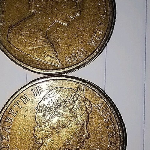 Australian coins used, pack of 4 one dollar pieces