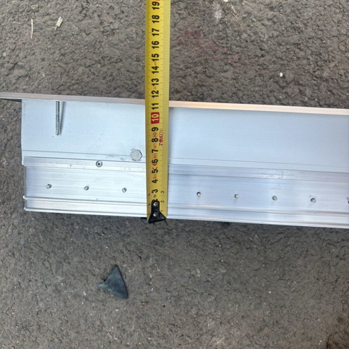 Aluminum Linear Air Conditioning Vents like new, 40m total