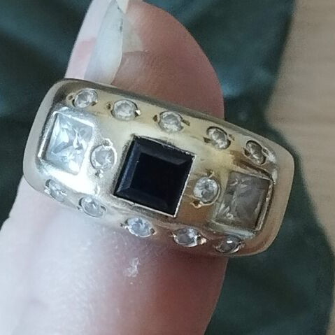 14k yellow gold wide stone ring