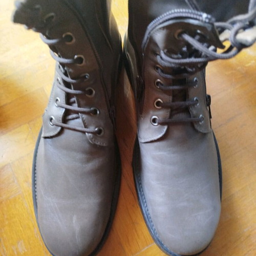 Kricket men's boots like new, size 41