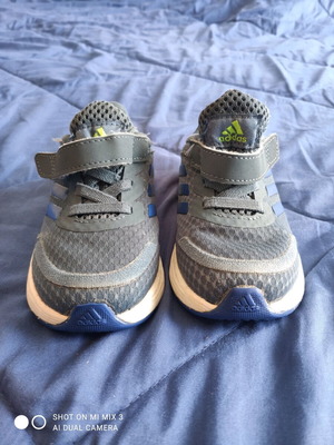Adidas kids shoes size 22 new