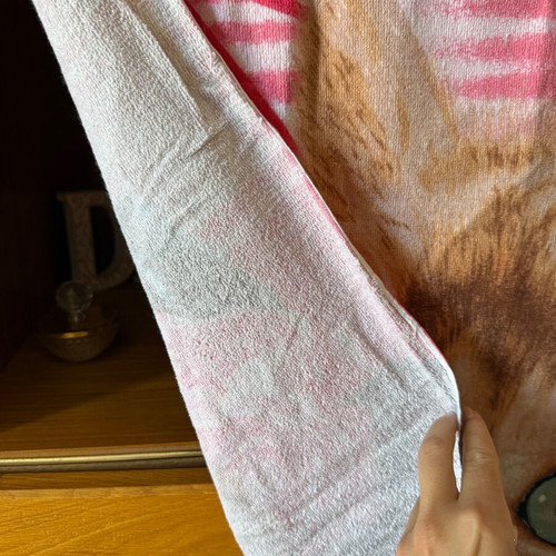 Beach towel with pink cat new