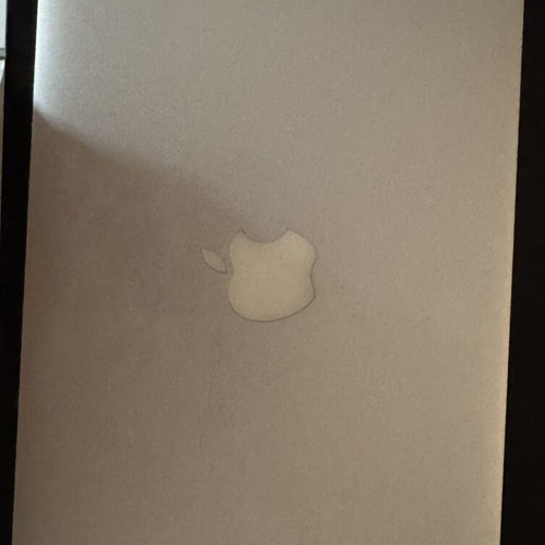 Apple MacBook Air 2013 laptop used, needs service and format