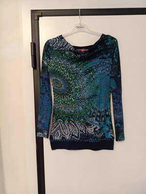 Desigual women's long-sleeve blouse like new, blue floral boho