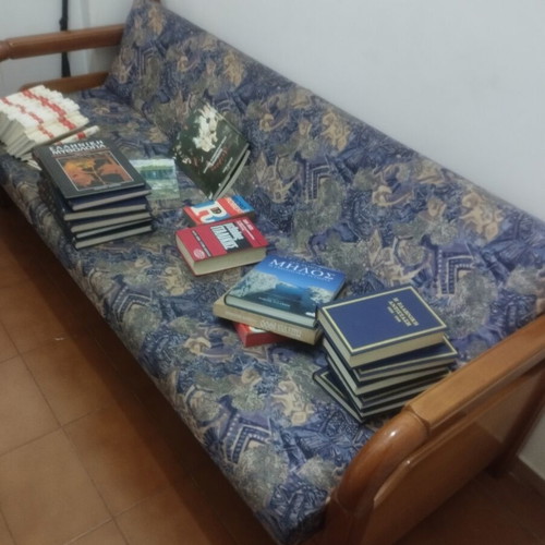 Sofa bed like new with storage space
