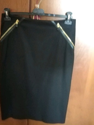Alexander McQueen wool skirt used with leather details size 42