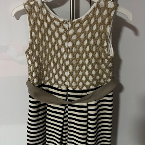 Glous dress size 6 like new