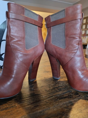 Nine West Vintage ankle boots, brown, size 40