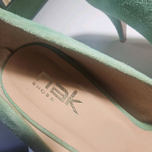 Nak suede leather pumps used, size 37, green