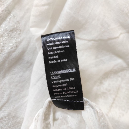 Amelie Accessories kimono with silver pineapples, like new