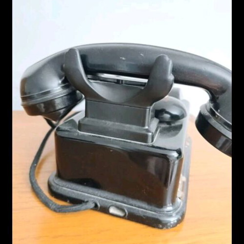 Standard Budapest antique analog telephone with crank used