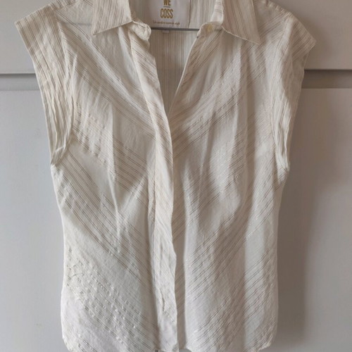 We Coss sleeveless shirt cream color like new, size L