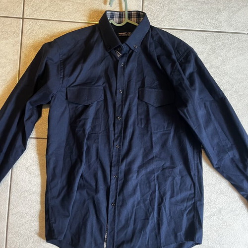 Men's shirts and jeans like new, sizes L-XL and EUR 40-42, branded