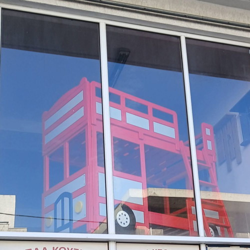 Bunk bed new with English bus design