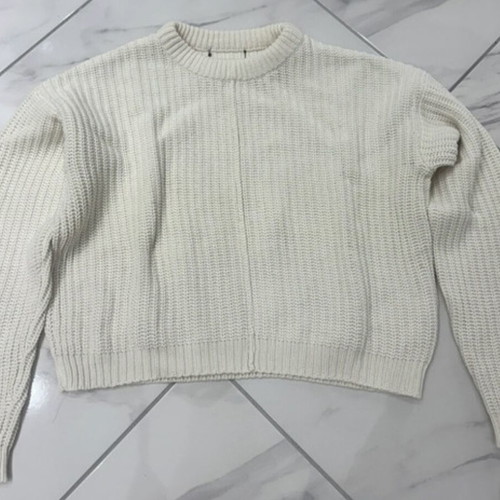 White knitted blouse used, size S