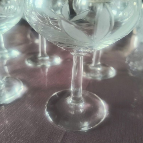 Crystal champagne glasses unused