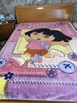 Dora single acrylic blanket used 160x220