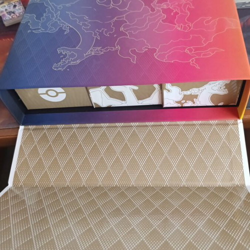 Pokemon Sword and Shield Premium Collection Box Charizard