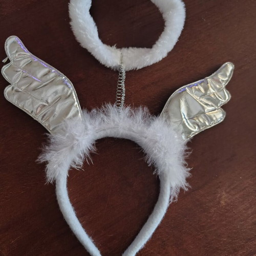 Carnival headband like new