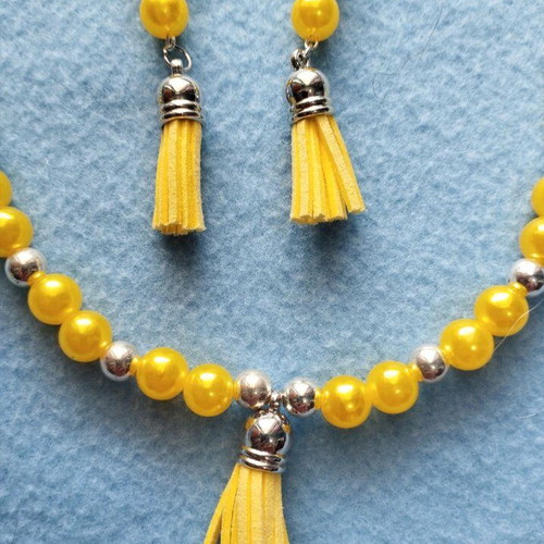Handmade yellow beaded summer necklace and earrings set new
