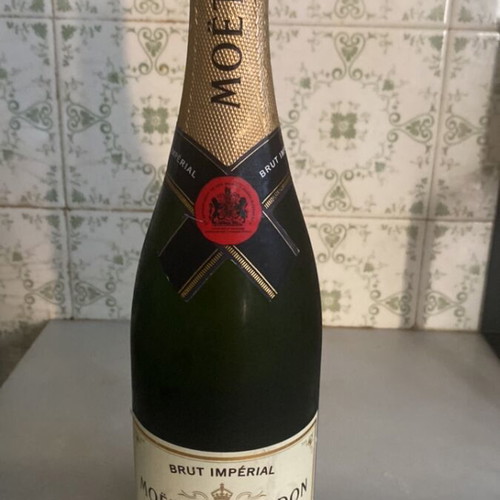 Moët & Chandon Brut Imperial champagne bottle