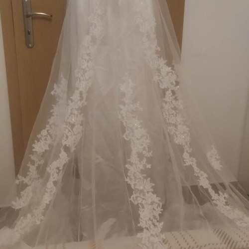 Wedding dress with Swarovski stones like new, white