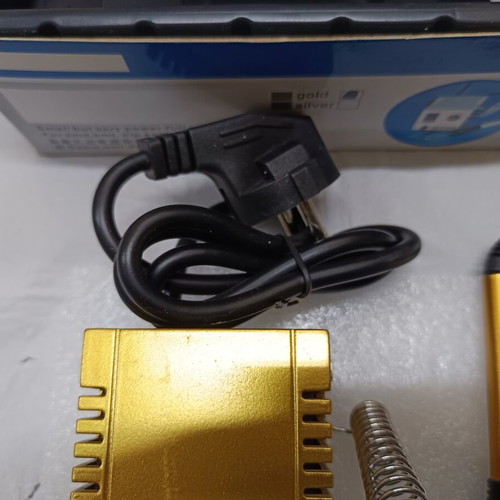 Mini soldering iron for high-temperature soldering