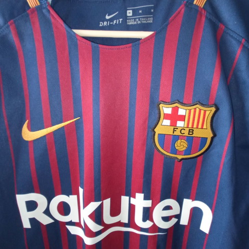Barcelona jersey vintage 2017 like new, size medium