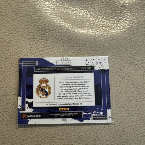 Luka Doncic On Card Auto /25 Basketball Card