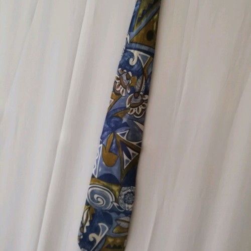 Diego Palazzo silk tie like new, blue multicolor