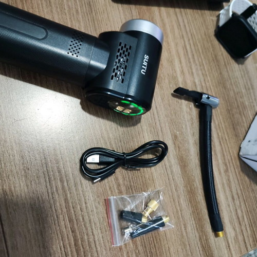 Portable pump 150 psi intact