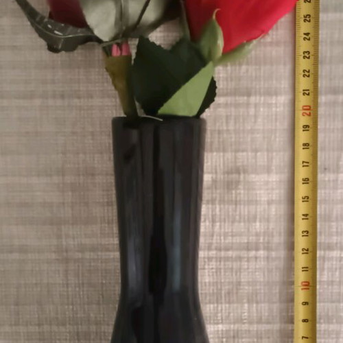 Glass vase new with gift of two fabric roses