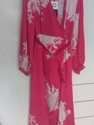 Dress Access new, fuchsia with white, size large