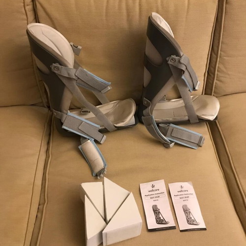 Wellcare Night Splint ankle brace like new, right or left
