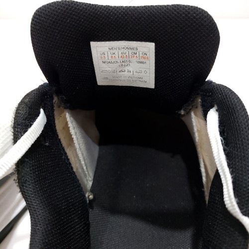 The North Face Vectiv Levitum men's sneakers size 42.5-43, white and black