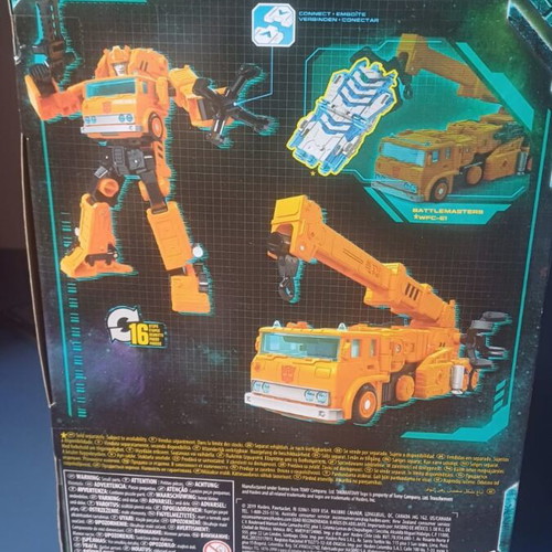 War for Cybertron Voyager and Deluxe class Autobots Grapple and Hoist figures like new