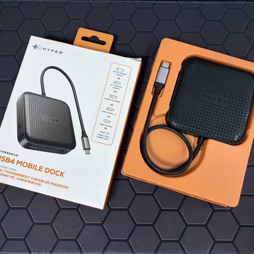 HyperDrive USB4 Mobile Dock HD583 like new, 8K video support