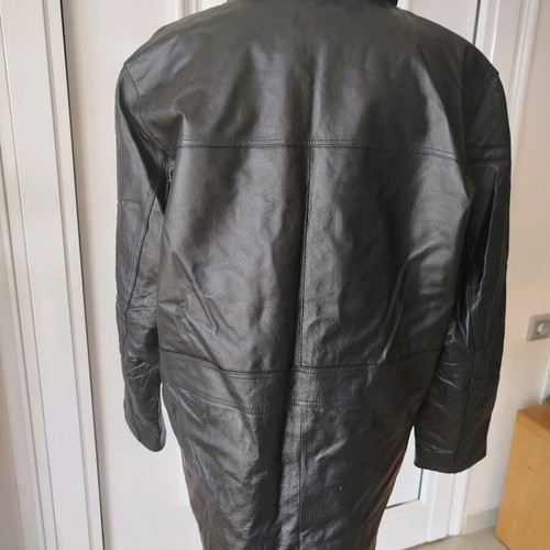 Leather jacket black XL like new, genuine leather