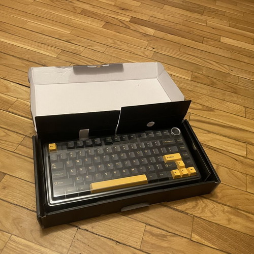 Marvo KG958W Mega 80W mechanical wireless keyboard, RGB