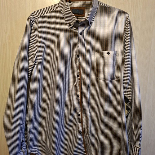 Lexton London men's long-sleeve shirt size M like new with check pattern