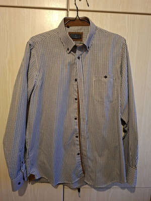 Lexton London men's long-sleeve shirt size M like new with check pattern