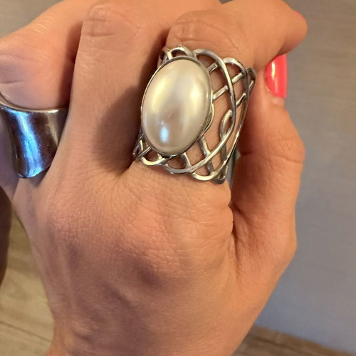 S steel ring with white stone