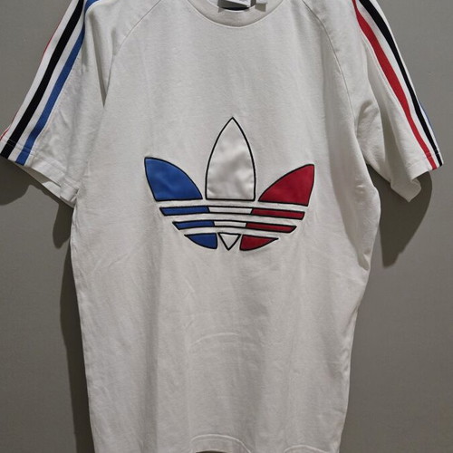 Adidas tshirt men's size S, like new, white with small defect