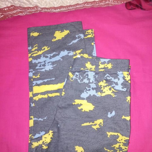 Love+Alicia pants colorful, like new, size large