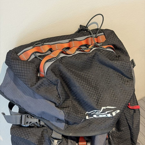 Backpack 65 liters like new