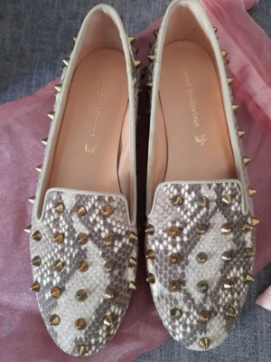 Μπαλαρίνες Sweet Ballerinas καινούργιες, νούμερο 37,5, δερμάτινες με χρυσά καρφιά