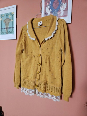 Chuti knitted wool cardigan with lace details one size