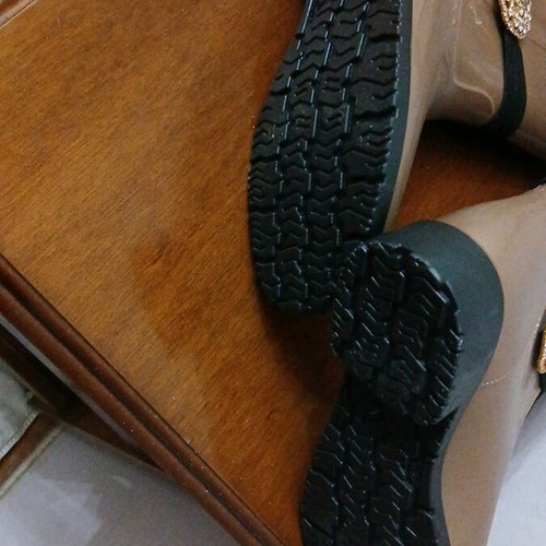 Galotses new size 38, glossy, made in Italy